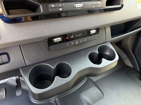 New 2025 Mercedes-Benz Sprinter 2500 image 15