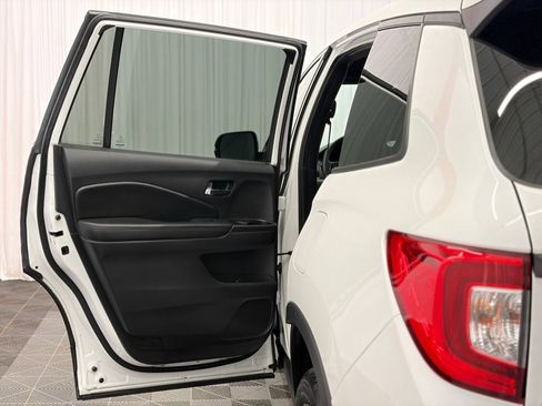 Used 2021 Honda Passport Sport image 13