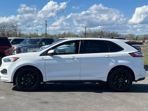 Used 2023 Ford Edge ST-Line w/ Class II Trailer Tow Package image 10