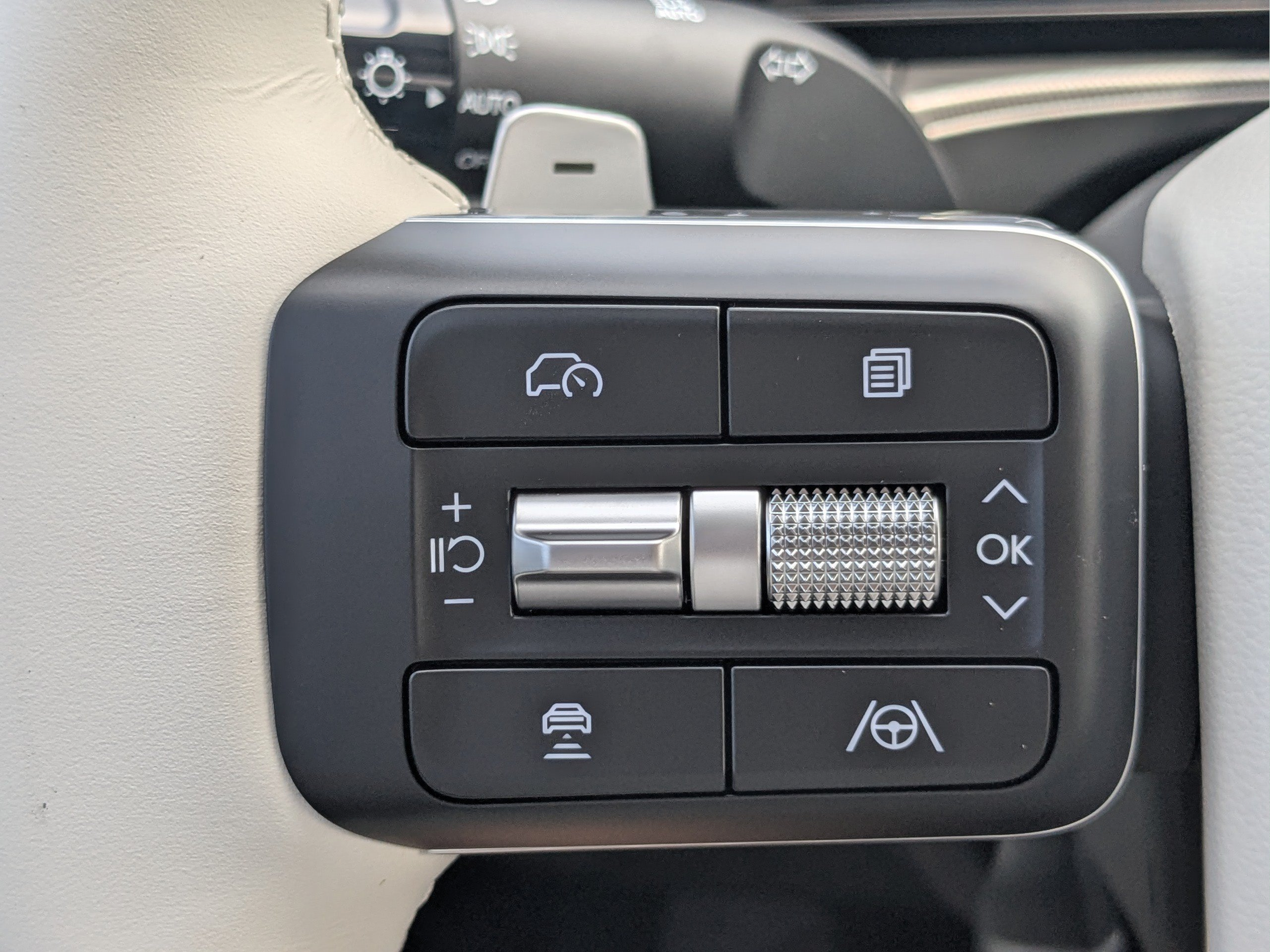 New 2027 Hyundai Santa Fe SE FWD image 28