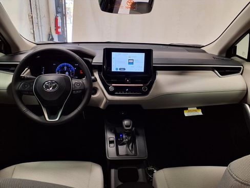 New 2026 Toyota Corolla Cross LE image 11