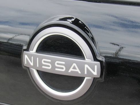 Used 2024 Nissan Rogue S AWD/4WD image 14