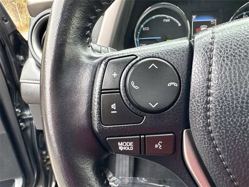 Used 2016 Toyota RAV4 Limited image 29