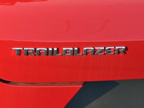 New 2026 Chevrolet TrailBlazer LS w/ LS Convenience Package FWD image 9