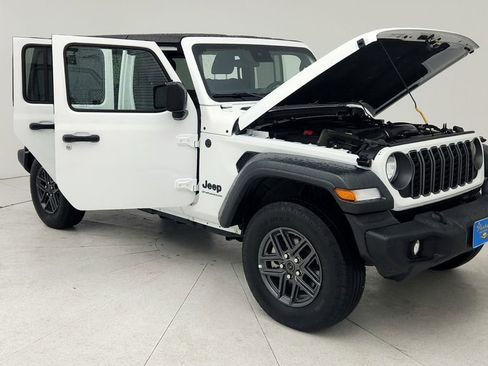 Used 2025 Jeep Wrangler Sport S image 1