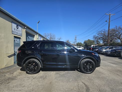 Used 2017 Land Rover Discovery Sport HSE image 3
