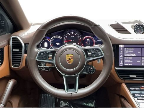 Used 2021 Porsche Cayenne Coupe AWD/4WD image 37