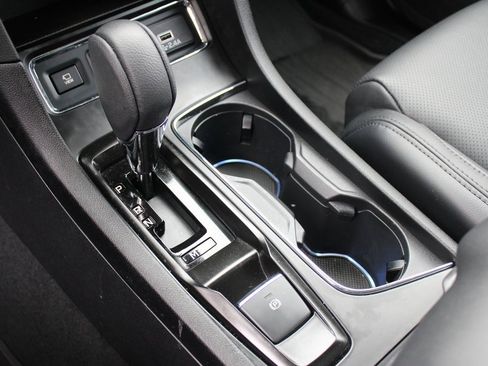 Certified 2025 Subaru Ascent Bronze Edition image 22