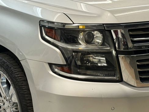 Used 2016 Chevrolet Suburban LTZ image 4