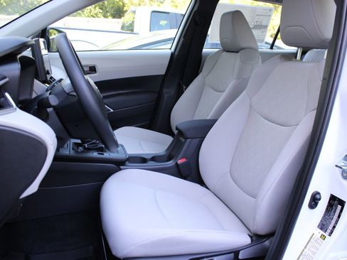 New 2026 Toyota Corolla Cross L AWD/4WD image 17