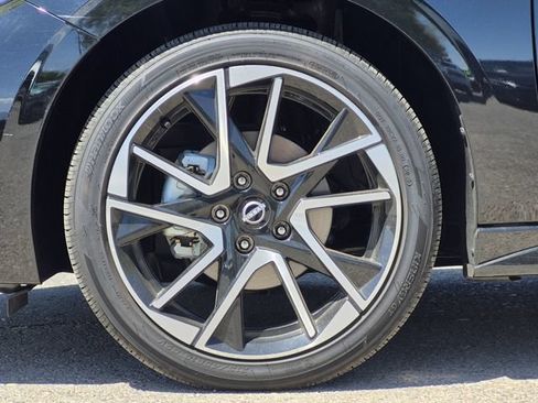 Certified 2025 Nissan Sentra SR w/ SR Premium Package FWD image 7