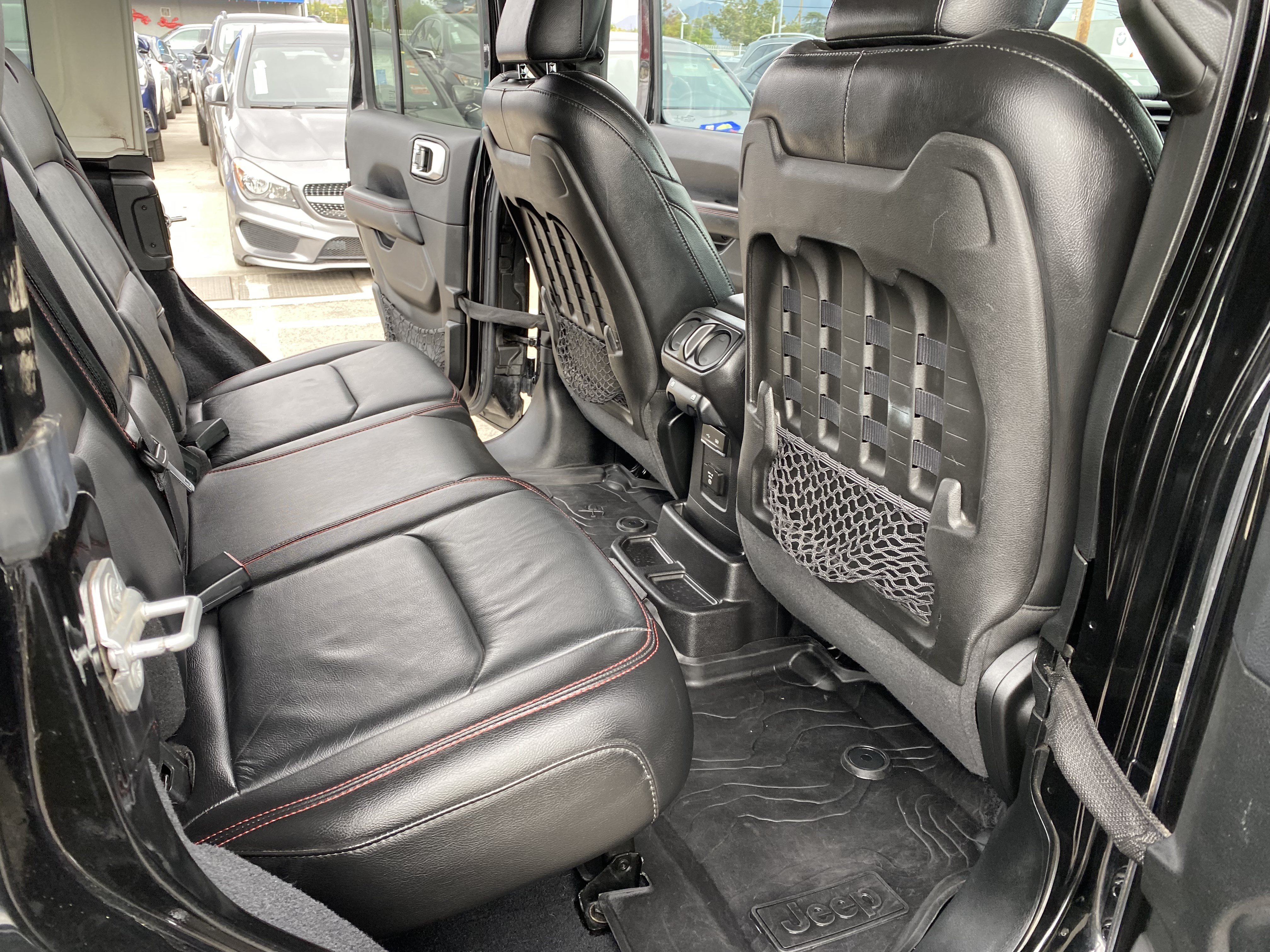 Used 2018 Jeep Wrangler Unlimited Rubicon AWD/4WD image 20