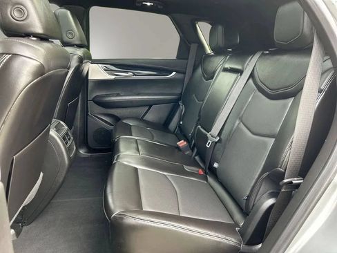 Used 2024 Cadillac XT5 Premium Luxury w/ Technology Package AWD/4WD image 22