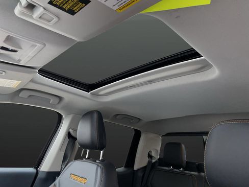 New 2026 Ford Maverick Tremor AWD/4WD image 7