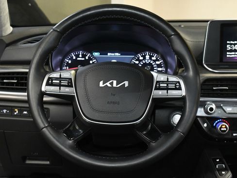 Used 2022 Kia Telluride SX w/ SX Prestige Package image 27