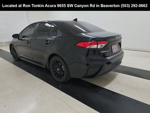 Used 2020 Toyota Corolla LE w/ Carpet Mat Package (TMS) image 7