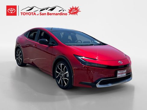 New 2026 Toyota Prius Plug-In Hybrid FWD image 7