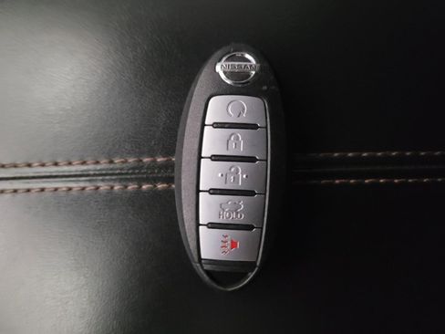 Used 2021 Nissan Sentra SR w/ SR Premium Package FWD image 32