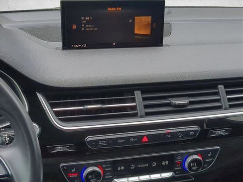 Used 2018 Audi Q7 3.0T Prestige w/ Prestige Package image 15