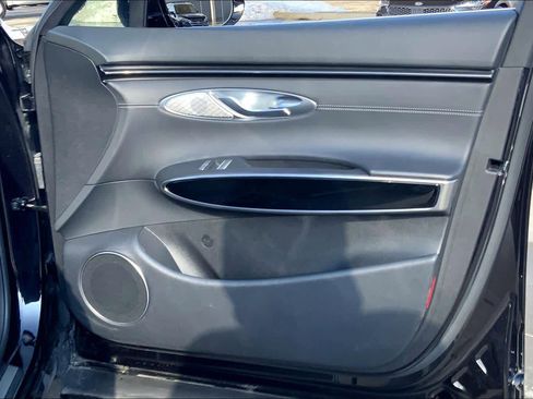 Used 2025 Genesis GV70 2.5T image 23