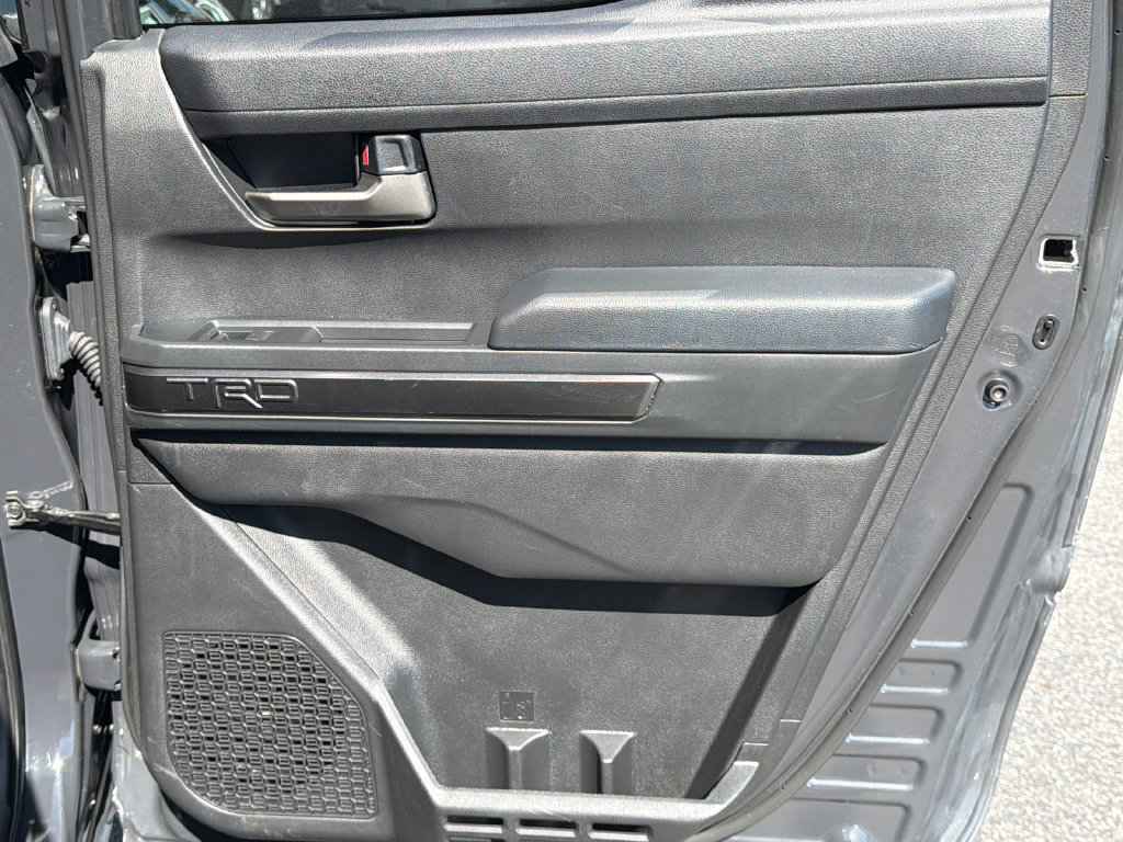 Used 2025 Toyota Tacoma TRD Off-Road AWD/4WD image 16