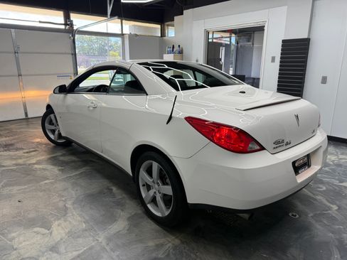 Used 2007 Pontiac G6 GT w/ Premium Package FWD image 2