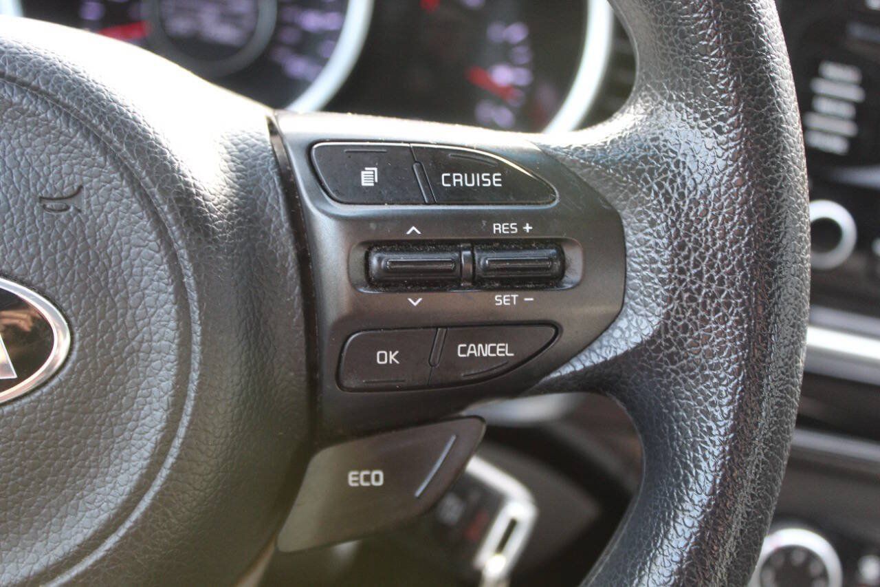 Used 2015 Kia Optima LX FWD image 25