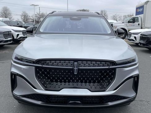 New 2026 Lincoln Nautilus Reserve w/ Jet Appearance Package AWD/4WD image 2