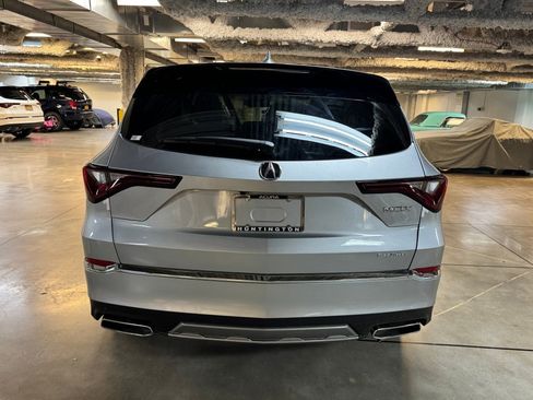 New 2026 Acura MDX SH-AWD image 9