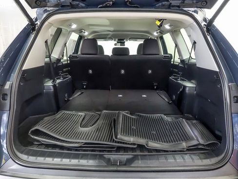 Certified 2025 Toyota Grand Highlander FWD image 23