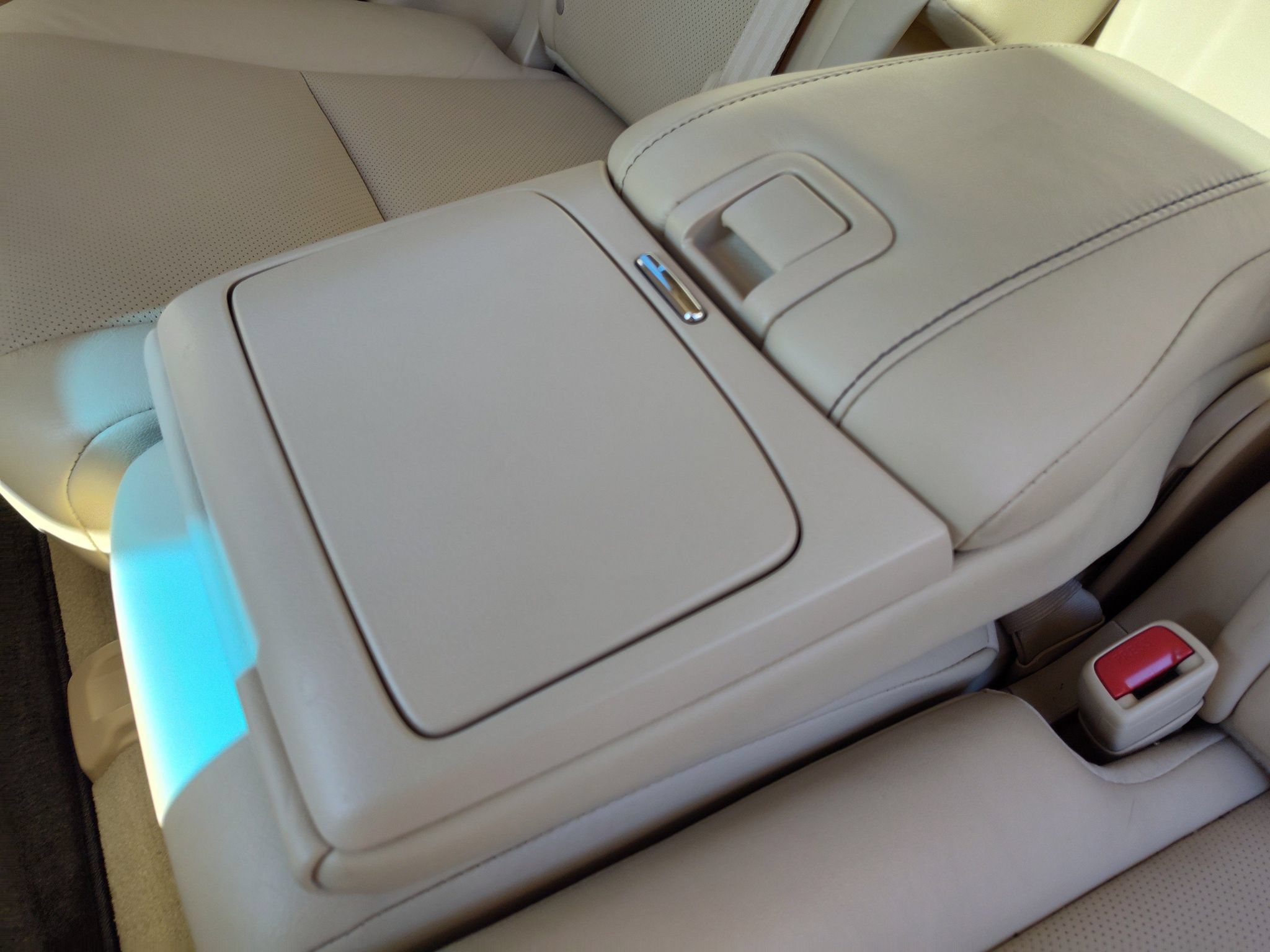 Used 2013 Lexus RX 350 AWD w/ Navigation Pkg image 16