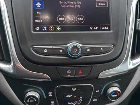 Used 2024 Chevrolet Equinox LS w/ LS Convenience Package image 11