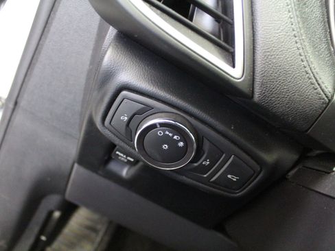 Used 2017 Lincoln MKX Reserve w/ Driver Assistance Package image 11