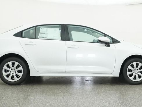 New 2026 Toyota Corolla LE FWD image 27