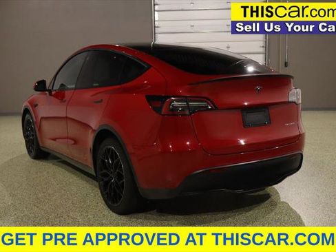 Used 2022 Tesla Model Y Long Range AWD/4WD image 5