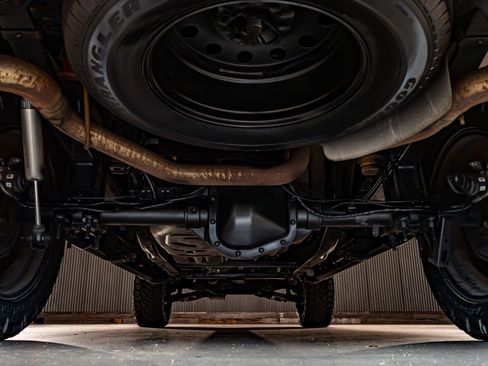 Used 2019 Ford F150 Lariat w/ Equipment Group 502A Luxury image 14