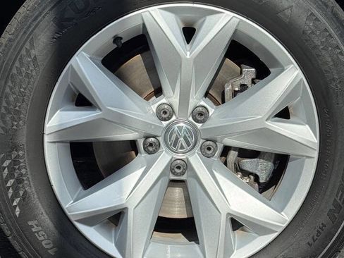 Used 2018 Volkswagen Atlas SE image 10