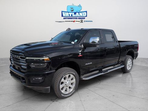 New 2025 RAM 2500 Laramie w/ Sport Appearance Package AWD/4WD image 3