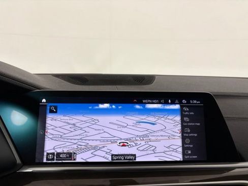 Used 2022 BMW X6 xDrive40i w/ Executive Package AWD/4WD image 16