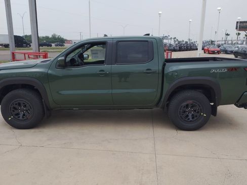 New 2026 Nissan Frontier PRO-4X w/ Tow Package AWD/4WD image 5