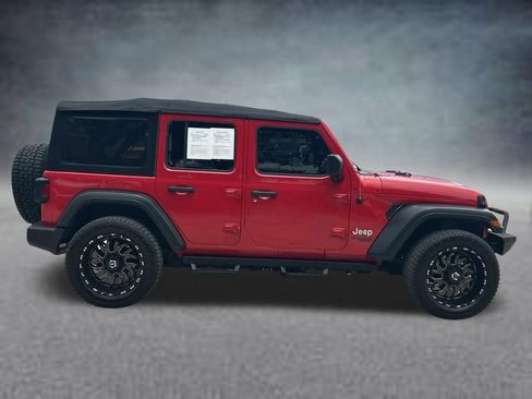 Used 2018 Jeep Wrangler Unlimited Sport AWD/4WD image 6