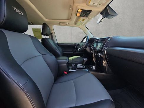 Used 2020 Toyota 4Runner SR5 Premium w/ Moonroof Package AWD/4WD image 24