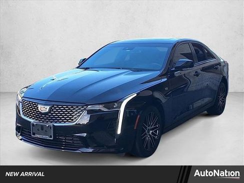 Used 2026 Cadillac CT4 Luxury image 1