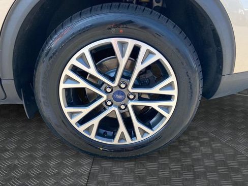 Used 2020 Ford Escape SEL FWD image 35