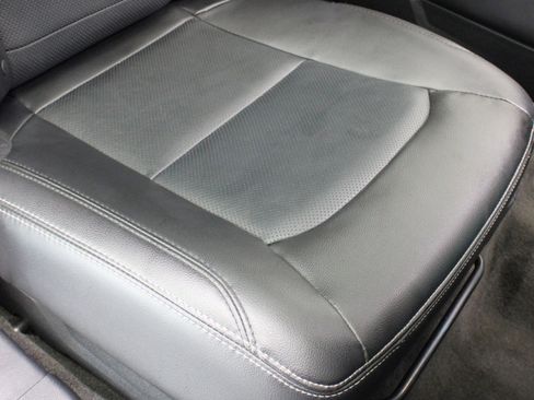 Used 2018 Ford Explorer Limited image 47