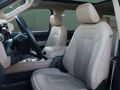 Used 2024 Ford Expedition Max Limited image 2