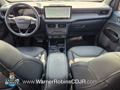 Used 2025 Ford Maverick Lariat w/ Black Appearance Package AWD/4WD image 9