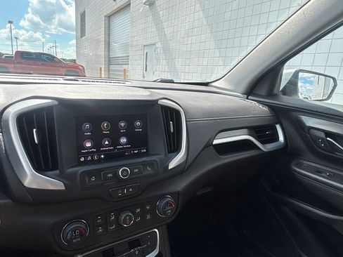 Used 2022 GMC Terrain SLE AWD/4WD image 15
