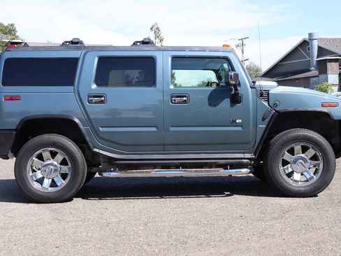 Used 2005 HUMMER H2 w/ Preferred Equipment Group image 10