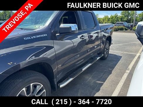 Used 2023 Chevrolet Silverado 1500 LT AWD/4WD image 4